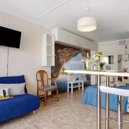 Apartamento Com Um Quarto E Uma Casa De Banho * Guia (Faro)